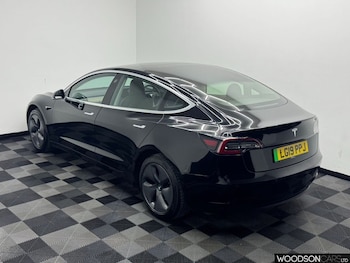 Used Tesla Model 3 2019 for sale - 79022891: Photo