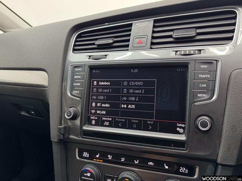 Used Volkswagen Golf 2015 for sale - 77821034: Photo 11