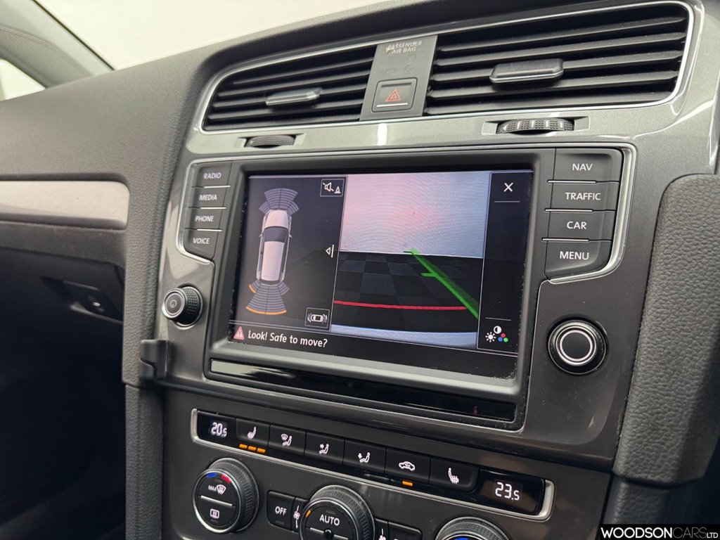 Used Volkswagen Golf 2015 for sale - 77821034: Photo 17