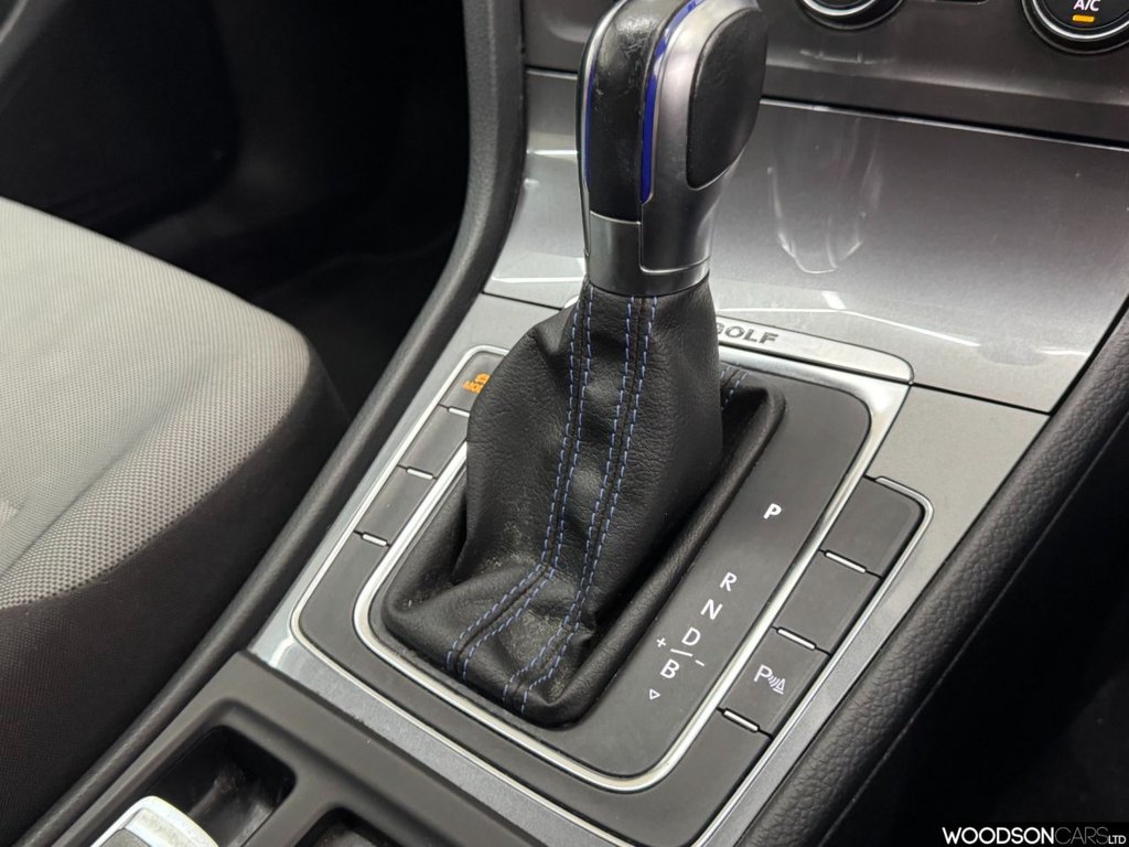 Used Volkswagen Golf 2015 for sale - 77821034: Photo 22