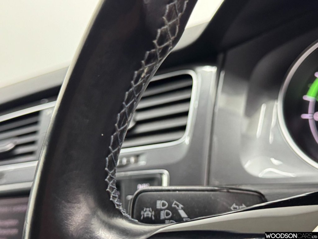 Used Volkswagen Golf 2015 for sale - 77821034: Photo 23