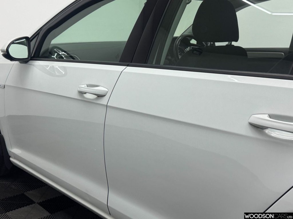 Used Volkswagen Golf 2015 for sale - 77821034: Photo 24