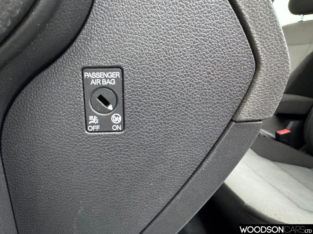 Used Volkswagen Golf 2015 for sale - 77821034: Photo 28