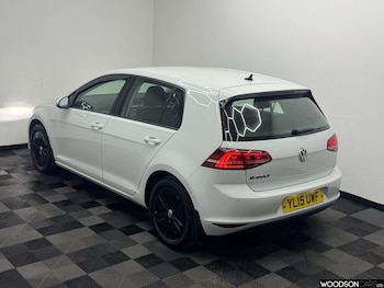 Used Volkswagen Golf 2015 for sale - 77821034: Photo