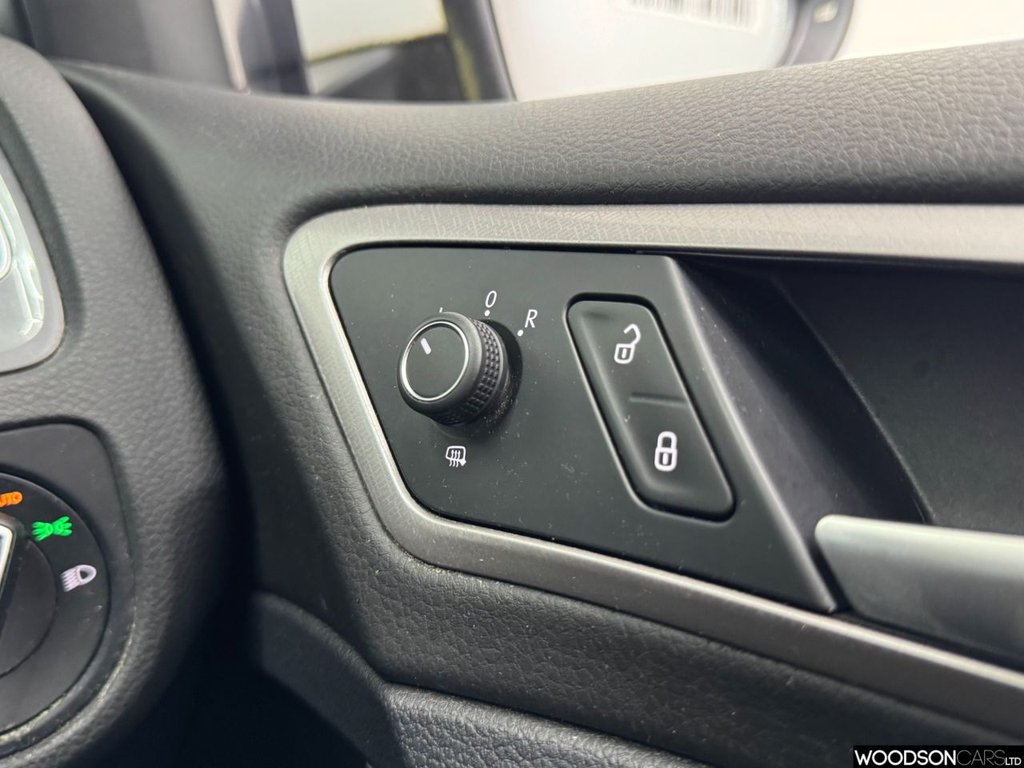 Used Volkswagen Golf 2015 for sale - 77821034: Photo 35