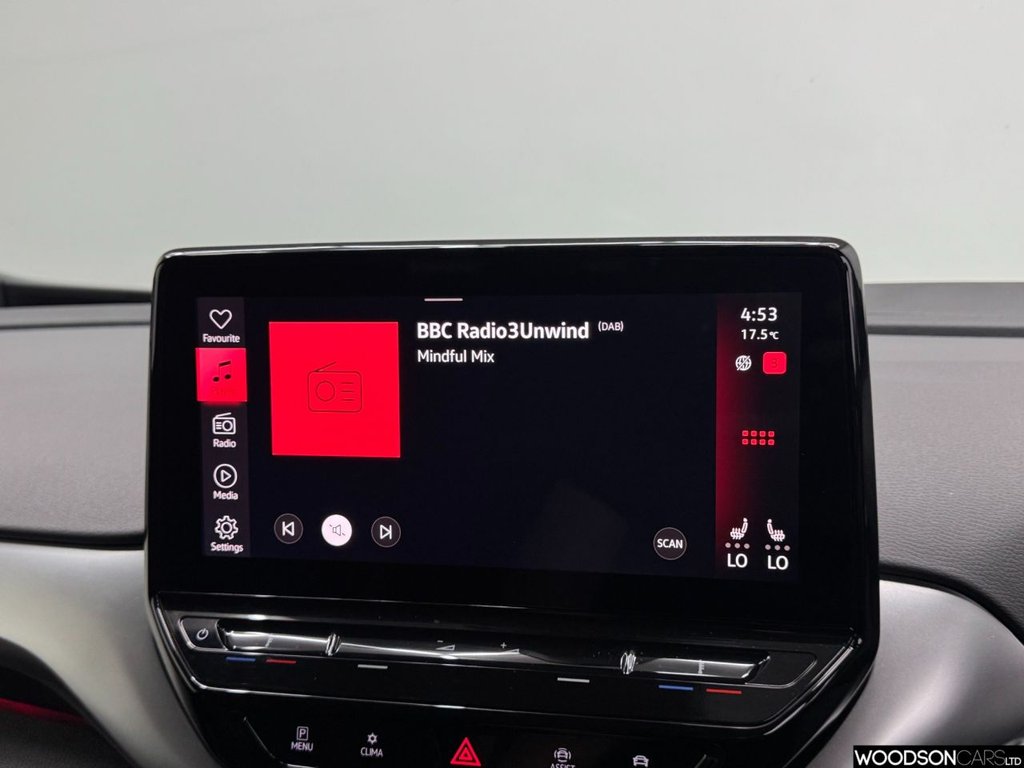 Used Volkswagen ID.4 2021 for sale - 78167233: Photo 18