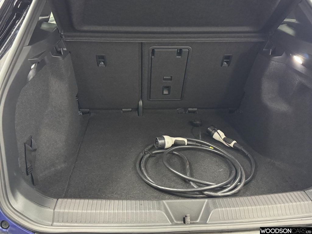 Used Volkswagen ID.4 2021 for sale - 78167233: Photo 30