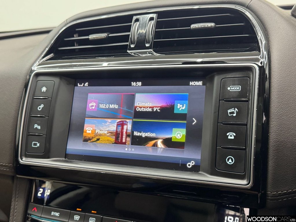 Used Jaguar F-Pace 2017 for sale - 78049536: Photo 13