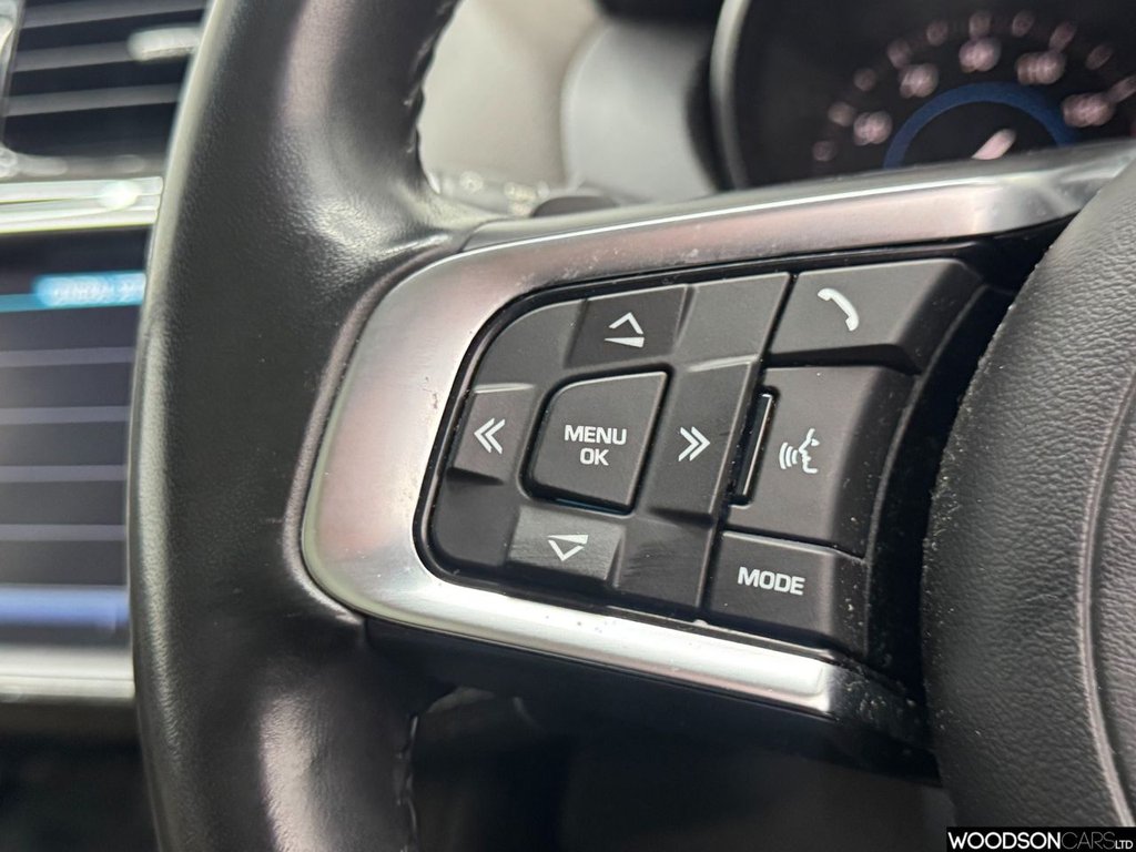 Used Jaguar F-Pace 2017 for sale - 78049536: Photo 21