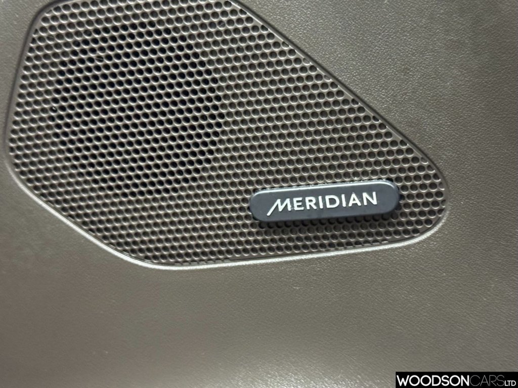 Used Jaguar F-Pace 2017 for sale - 78049536: Photo 27