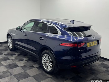 Used Jaguar F-Pace 2017 for sale - 78049536: Photo