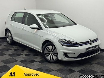 Used Volkswagen Golf 2018 for sale - 77967176: Photo