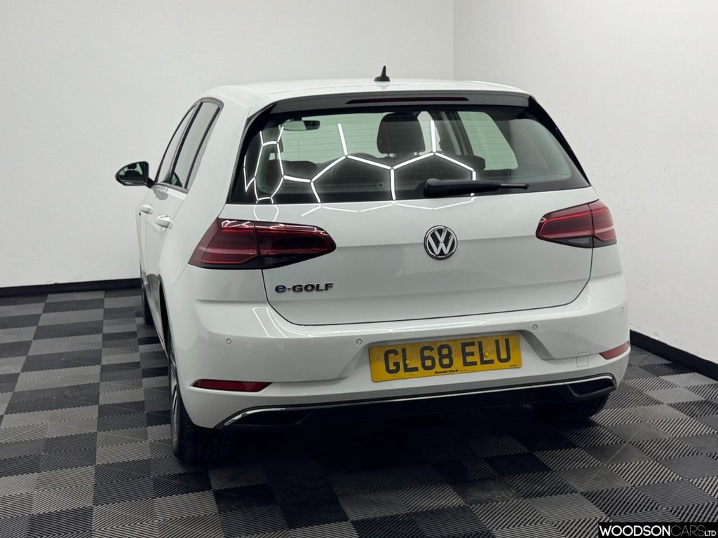 Used Volkswagen Golf 2018 for sale - 77967176: Photo 24