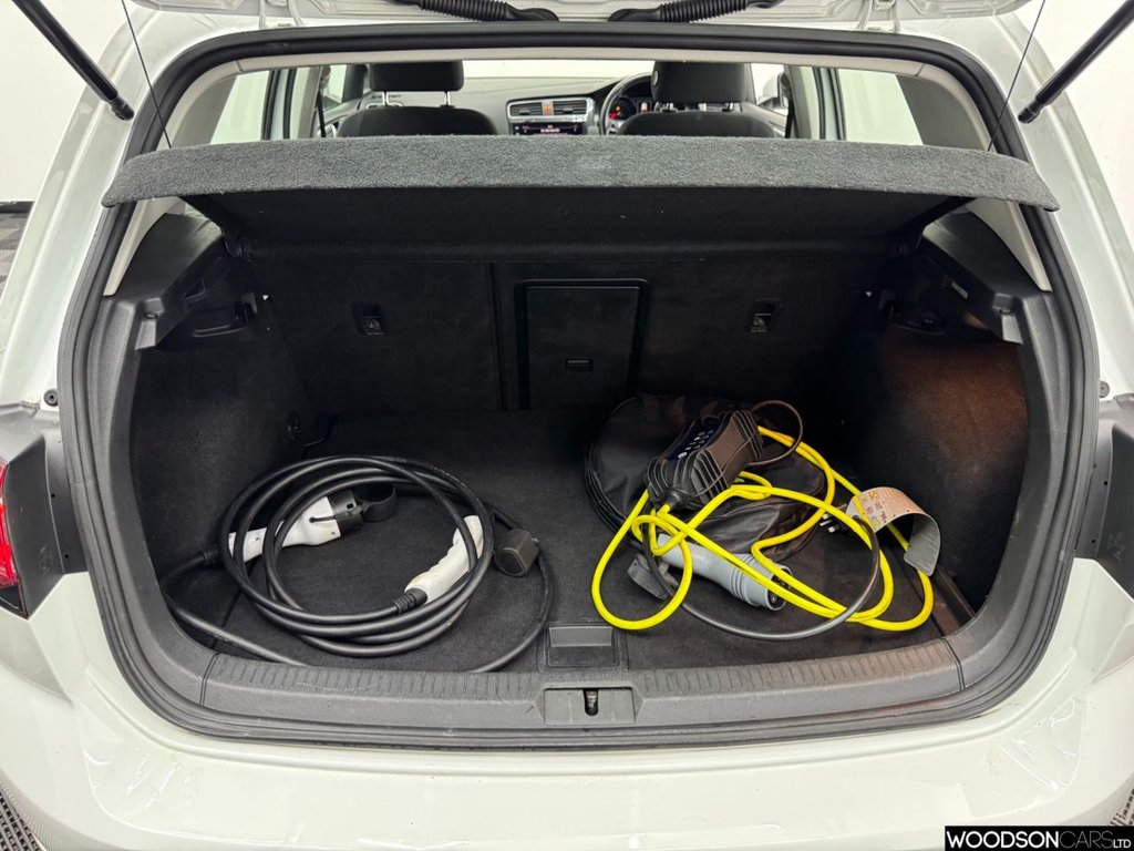 Used Volkswagen Golf 2018 for sale - 77967176: Photo 27