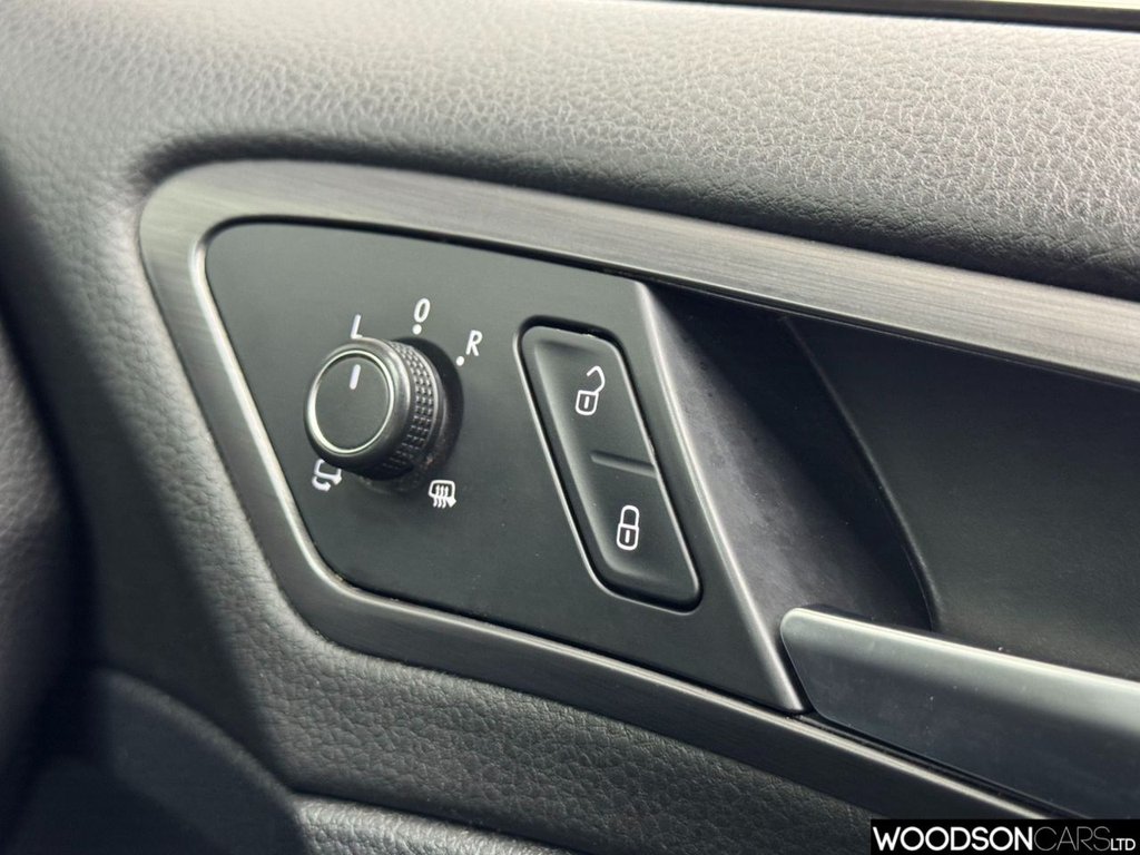 Used Volkswagen Golf 2018 for sale - 77967176: Photo 33