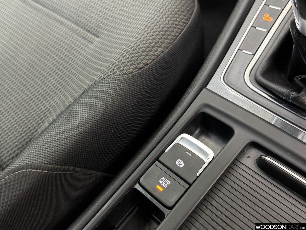Used Volkswagen Golf 2018 for sale - 77967176: Photo 37