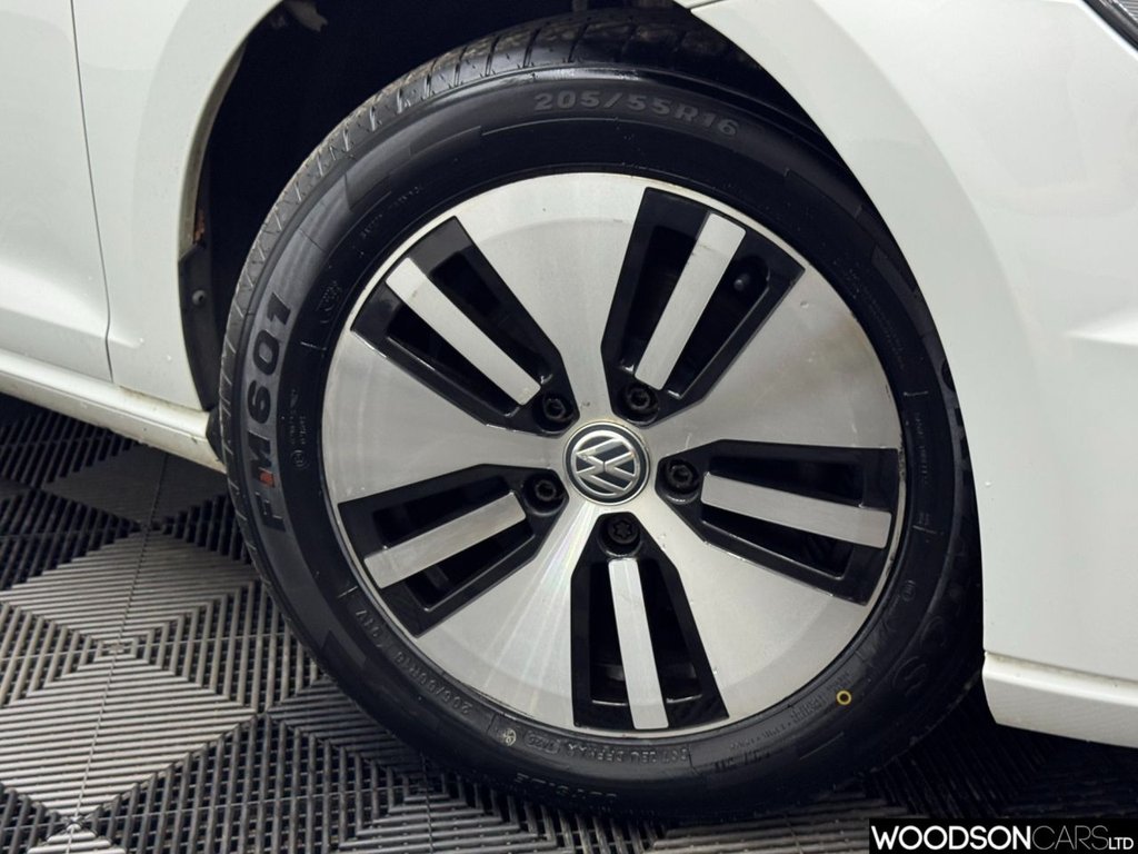 Used Volkswagen Golf 2018 for sale - 77967176: Photo 46