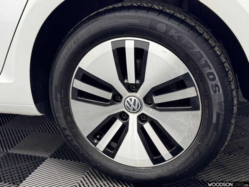 Used Volkswagen Golf 2018 for sale - 77967176: Photo 48