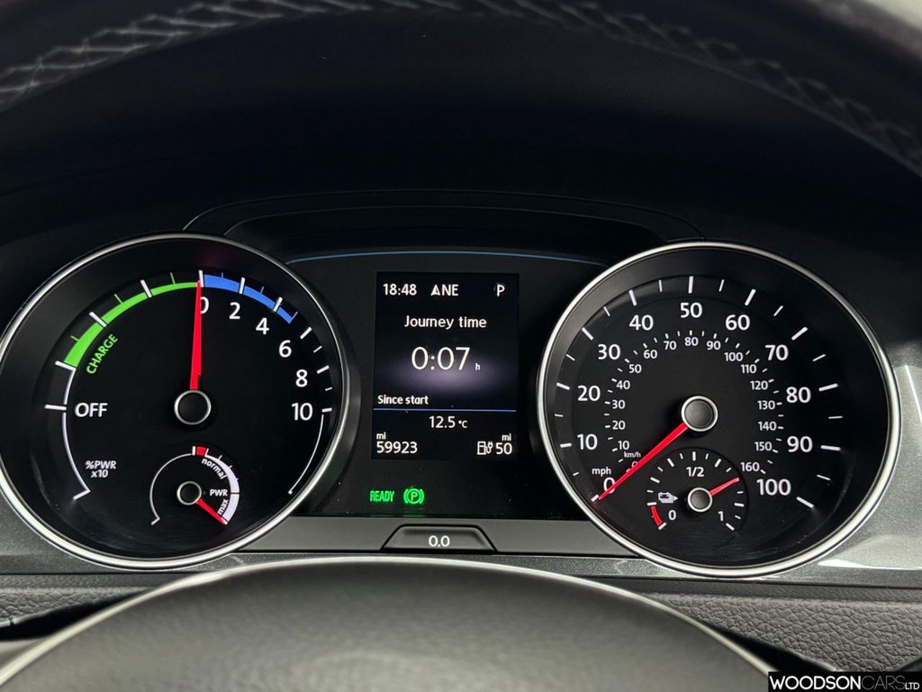 Used Volkswagen Golf 2018 for sale - 77967176: Photo 9