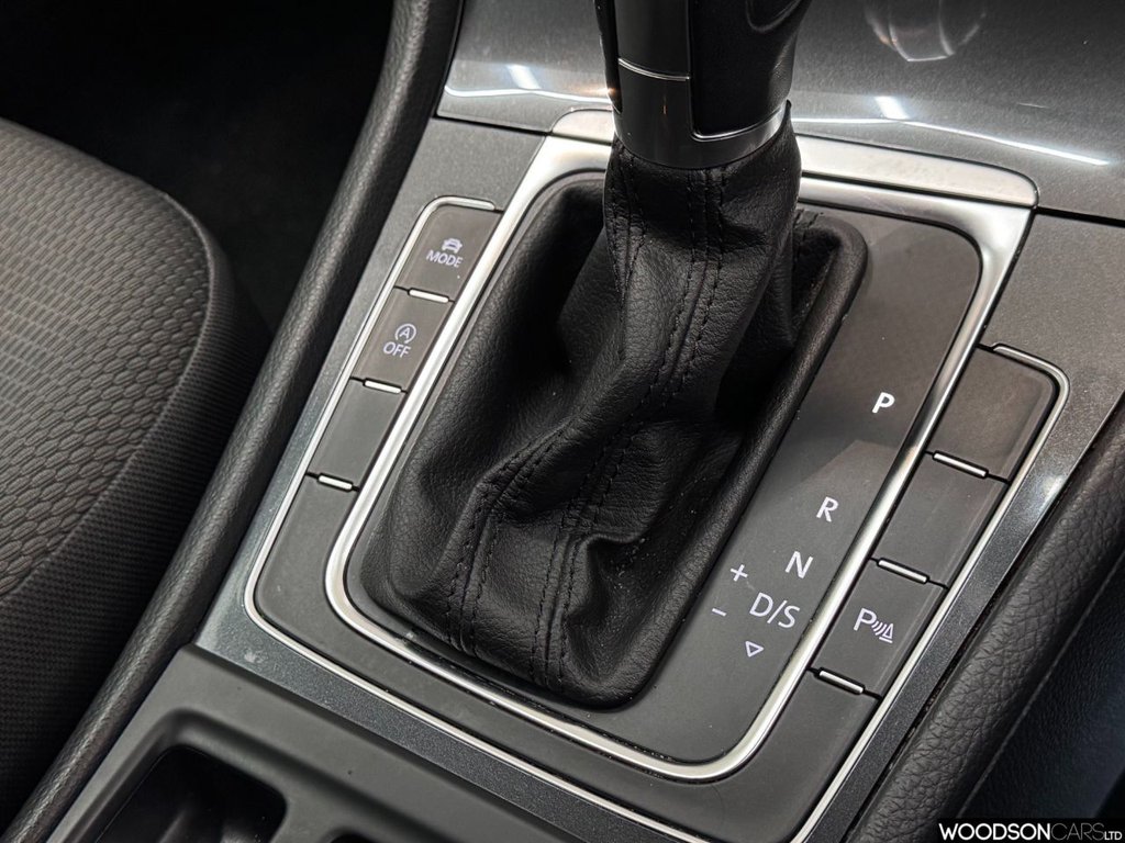 Used Volkswagen Golf 2017 for sale - 76642154: Photo 18