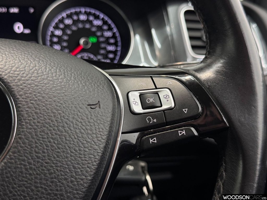 Used Volkswagen Golf 2017 for sale - 76642154: Photo 22