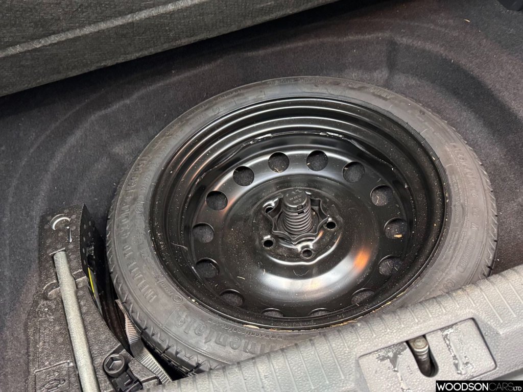 Used Volkswagen Golf 2017 for sale - 76642154: Photo 26