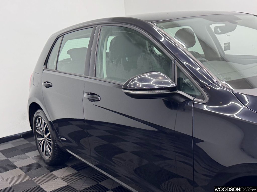 Used Volkswagen Golf 2017 for sale - 76642154: Photo 38