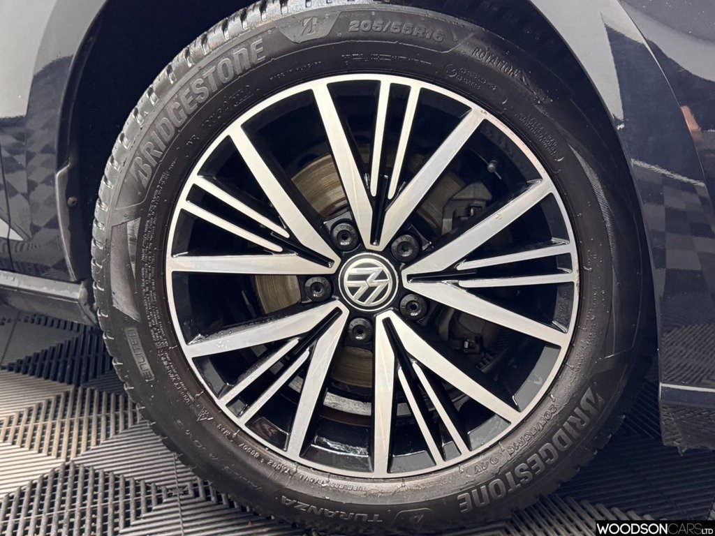 Used Volkswagen Golf 2017 for sale - 76642154: Photo 39