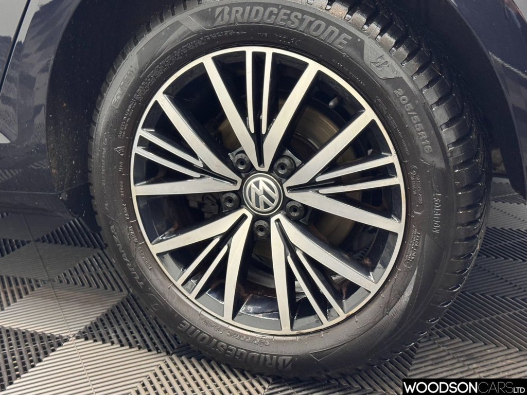 Used Volkswagen Golf 2017 for sale - 76642154: Photo 40