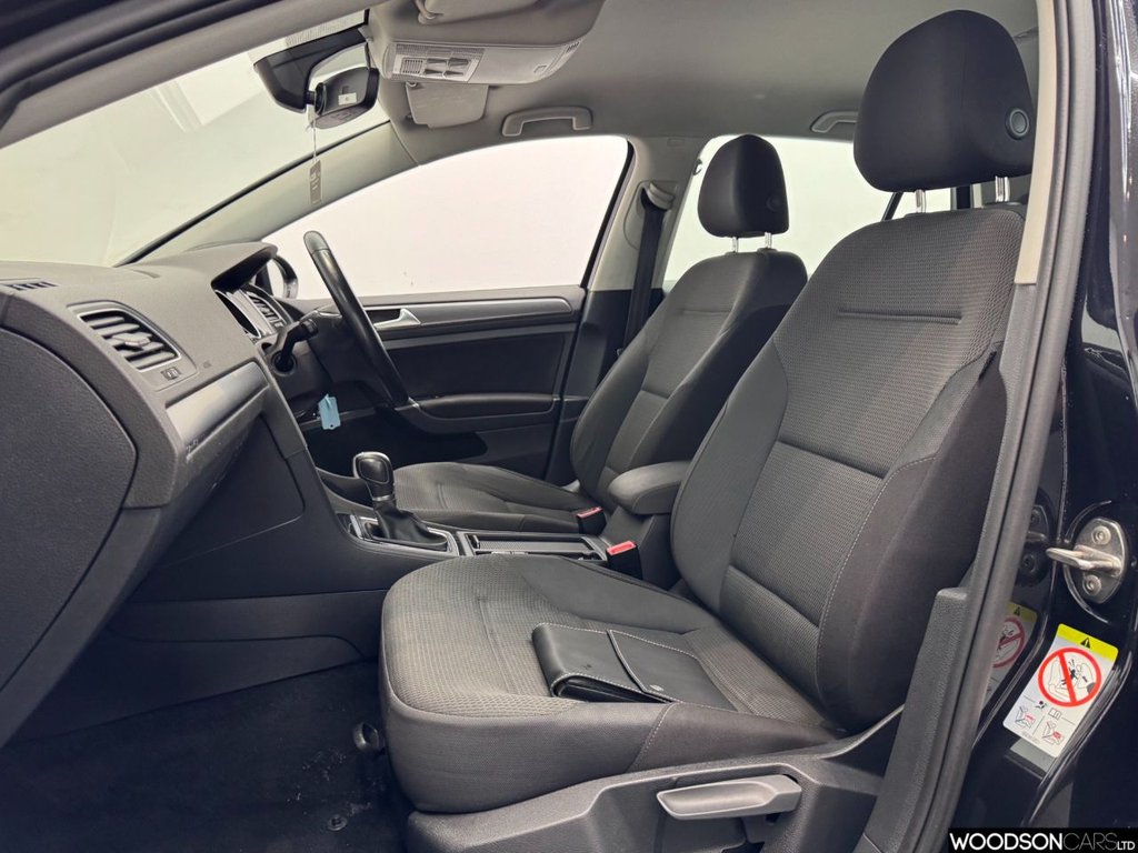 Used Volkswagen Golf 2017 for sale - 76642154: Photo 6