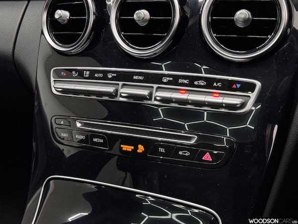Used Mercedes-Benz C Class 2015 for sale - 76279625: Photo 28