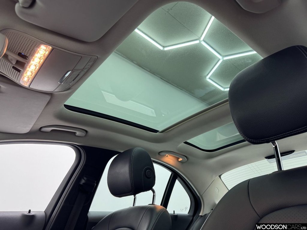 Used Mercedes-Benz C Class 2015 for sale - 76279625: Photo 30