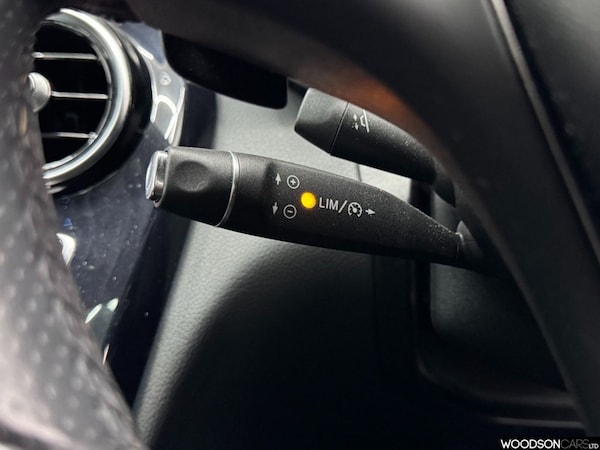 Used Mercedes-Benz C Class 2015 for sale - 76279625: Photo 34