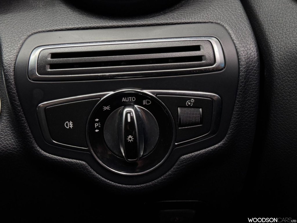 Used Mercedes-Benz C Class 2015 for sale - 76279625: Photo 37