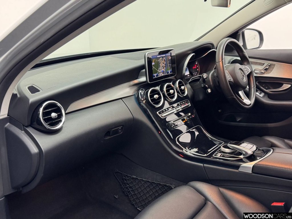 Used Mercedes-Benz C Class 2015 for sale - 76279625: Photo 5