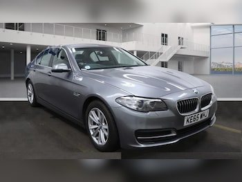 Used BMW 5 Series 2015 for sale - 76985984: Photo
