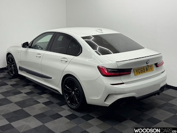 Used BMW 3 Series 2019 for sale - 77627425: Photo