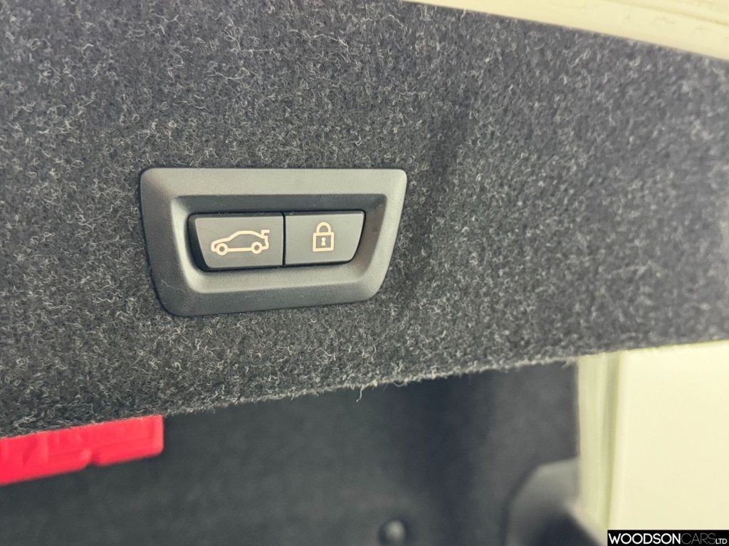 Used BMW 3 Series 2019 for sale - 77627425: Photo 31