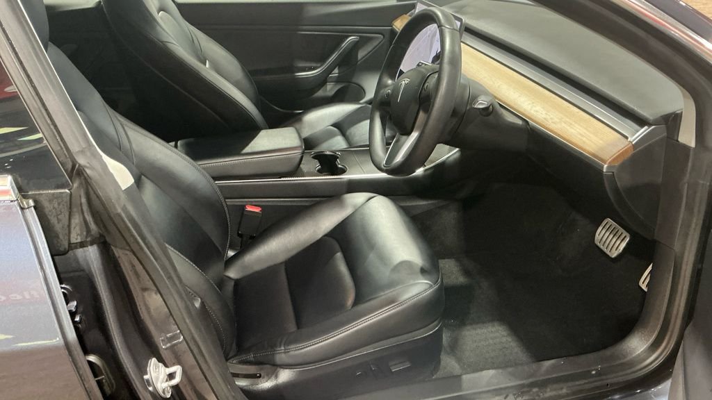 Used Tesla Model 3 2020 for sale - 77835397: Photo 6