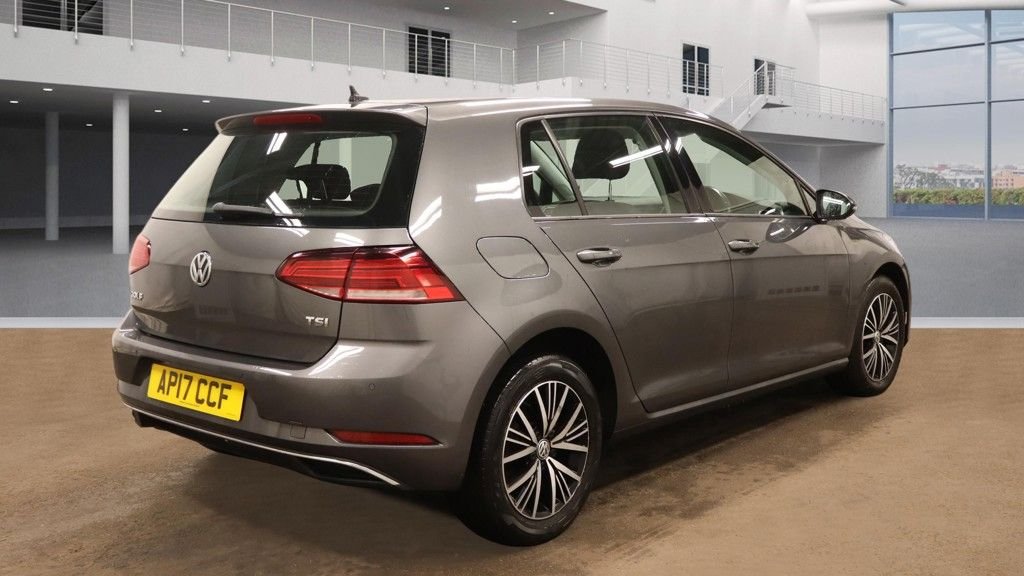 Used Volkswagen Golf 2017 for sale - 77089390: Photo 10