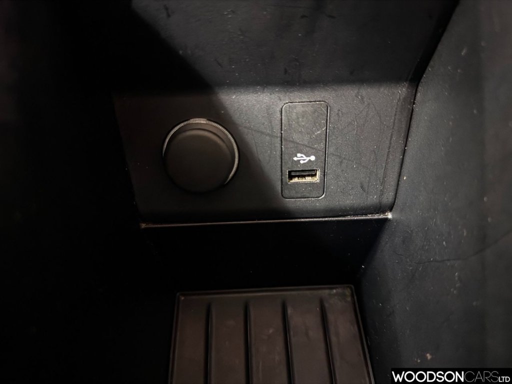 Used BMW i3 2019 for sale - 76546492: Photo 27