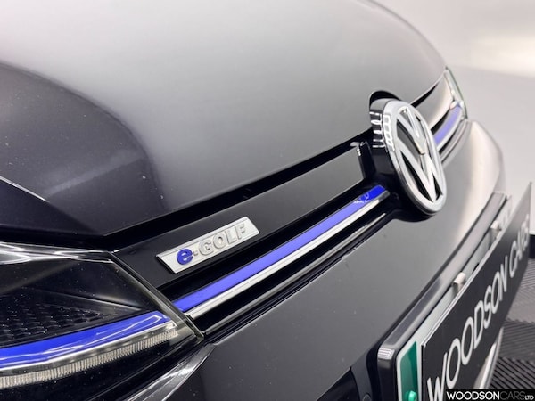 Used Volkswagen Golf 2019 for sale - 76080295: Photo 31