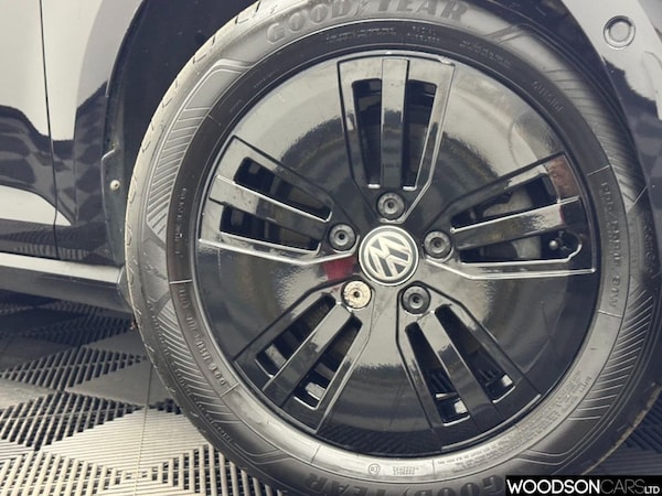 Used Volkswagen Golf 2019 for sale - 76080295: Photo 37