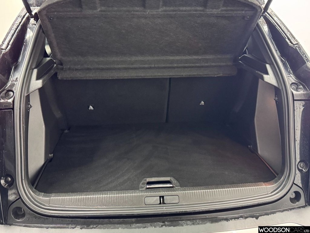 Used Peugeot 2008 2022 for sale - 76784203: Photo 31