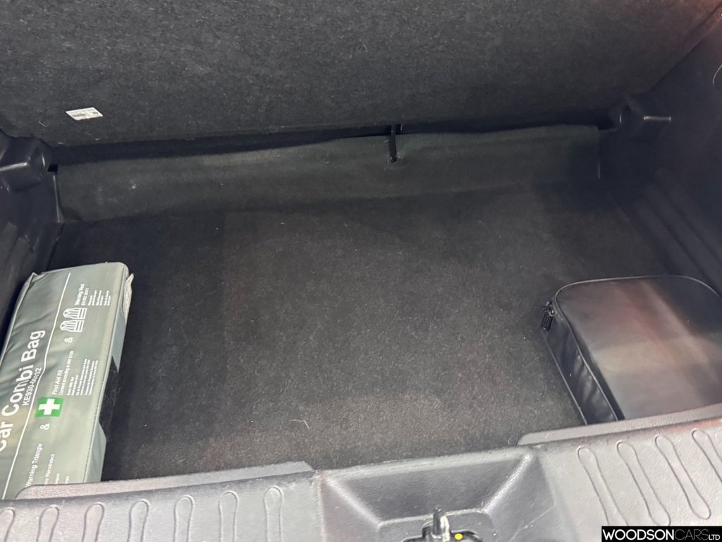 Used Nissan Juke 2016 for sale - 77422089: Photo 24