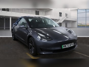 2021 (70) - Long Range AWD 4dr Auto