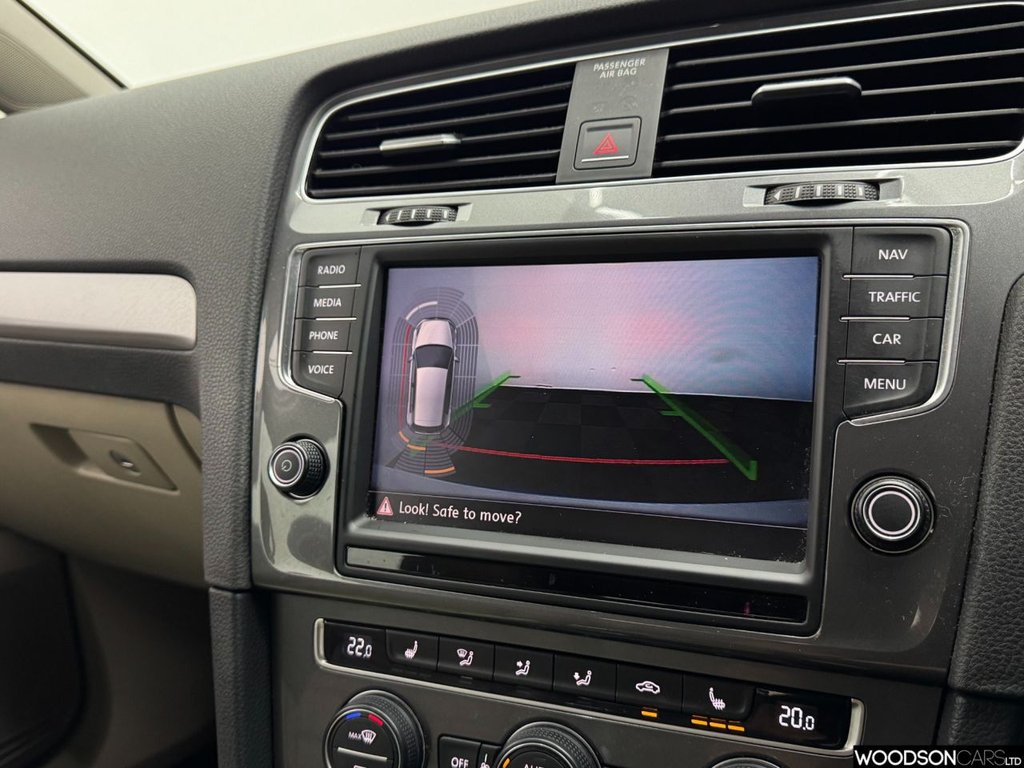 Used Volkswagen Golf 2015 for sale - 77990608: Photo 17