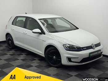 Used Volkswagen Golf 2015 for sale - 77990608: Photo