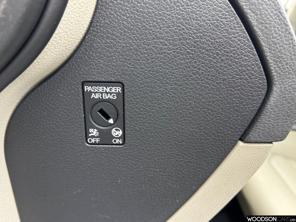 Used Volkswagen Golf 2015 for sale - 77990608: Photo 28