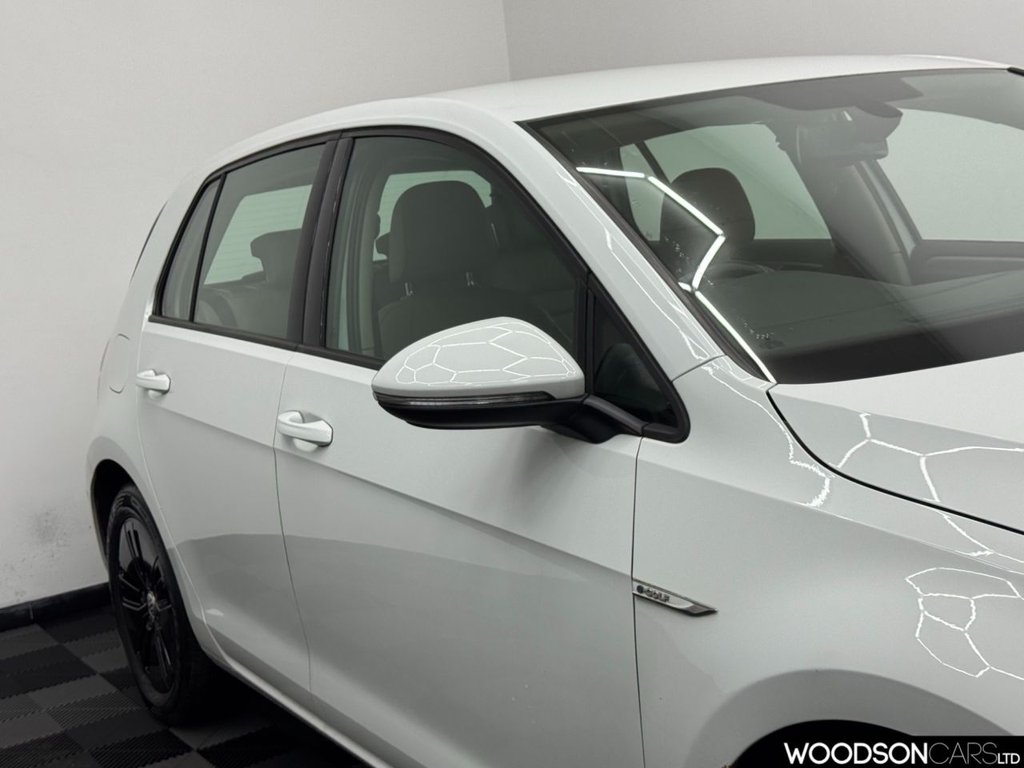 Used Volkswagen Golf 2015 for sale - 77990608: Photo 37